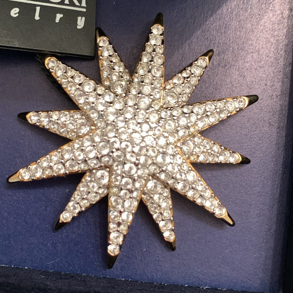 Signed Swarovski Star Pave Pin NWT Stunning!! - Picture 2 of 4